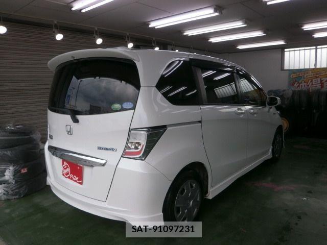 Honda FREED HYBRID 2014-02 7218915-2