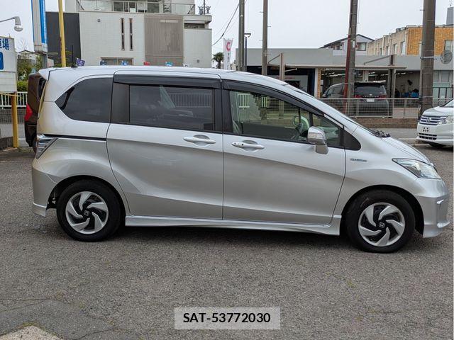 Honda FREED HYBRID 2015-03 7218922-23