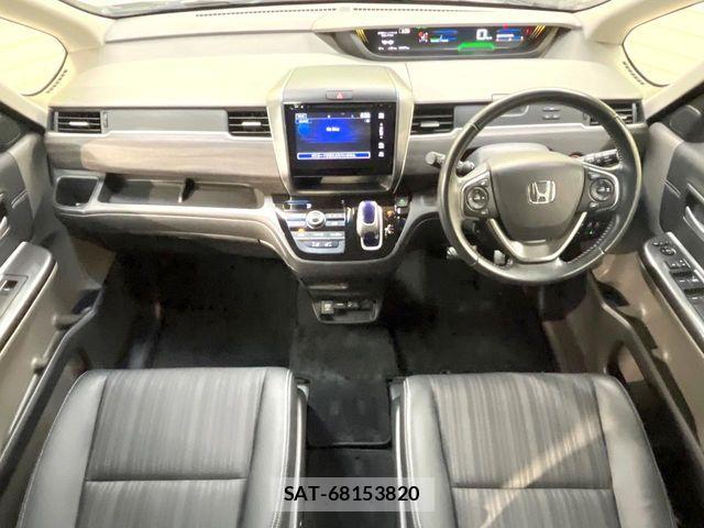 Honda FREED HYBRID 2017-02 7218920-1