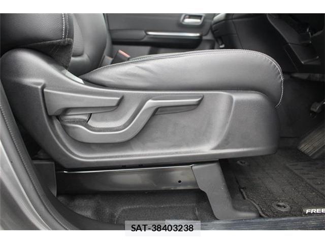 Honda FREED HYBRID 2023-06 7218960-25