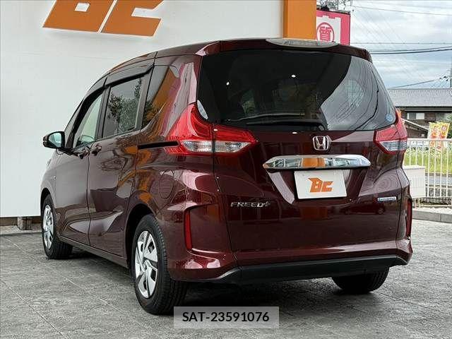 Honda FREED HYBRID 2017-05 7218921-12