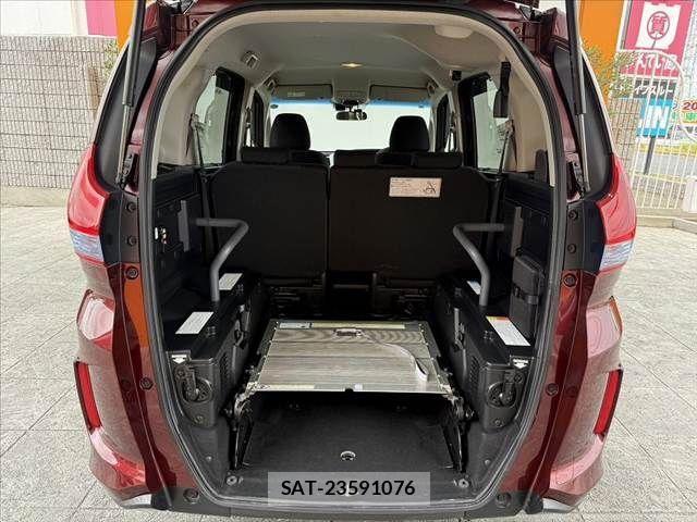 Honda FREED HYBRID 2017-05 7218921-19