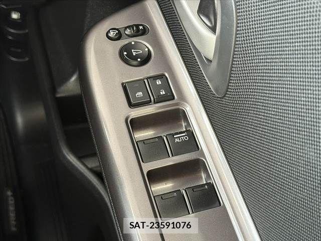 Honda FREED HYBRID 2017-05 7218921-29