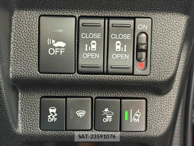 Honda FREED HYBRID 2017-05 7218921-5