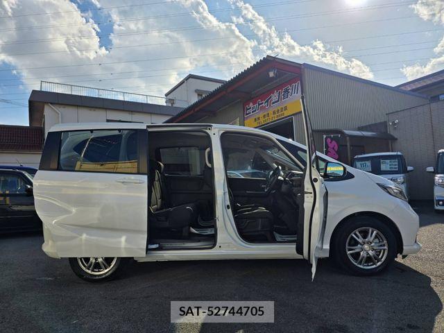 Honda FREED HYBRID 2024-02 7218964-4