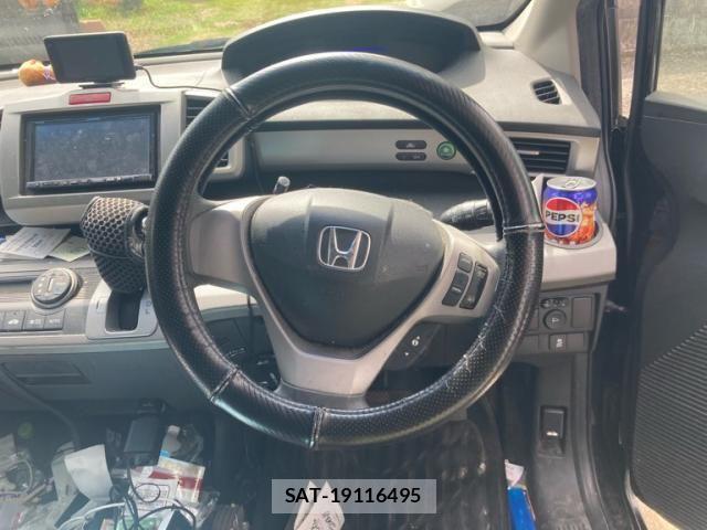 Honda FREED HYBRID 2011-10 7218906-16
