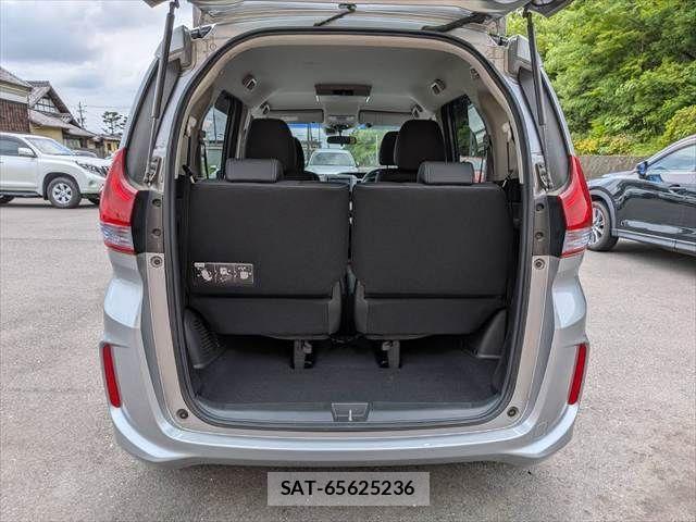 Honda FREED HYBRID 2017-11 7218926-13