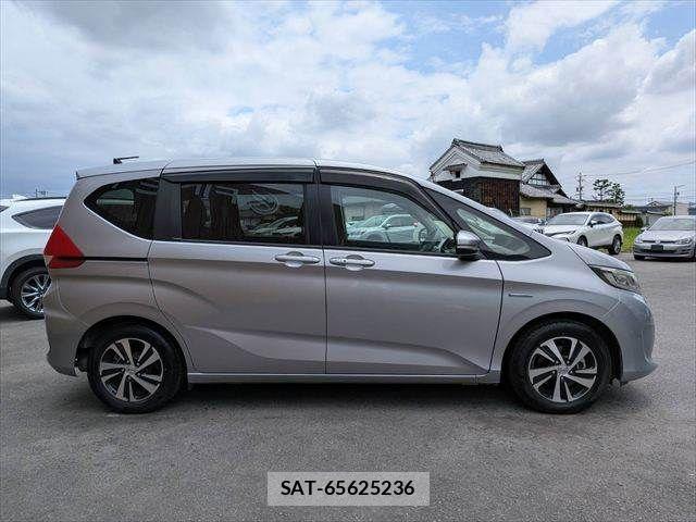 Honda FREED HYBRID 2017-11 7218926-19