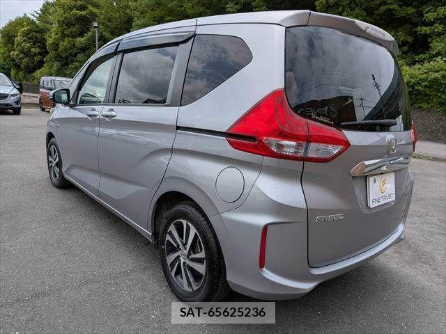 Honda FREED HYBRID 2017-11 7218926-22