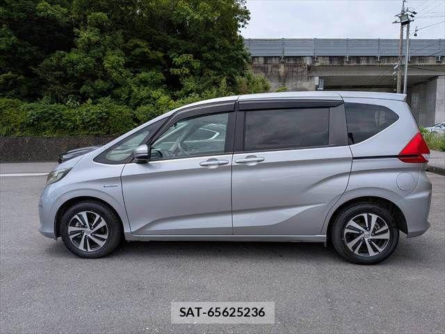 Honda FREED HYBRID 2017-11 7218926-23