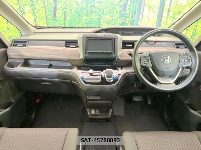 Honda FREED HYBRID 2022-04 7218947-1