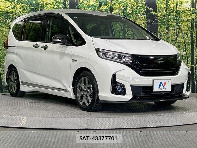 Honda FREED HYBRID 2018-08 7250902-16