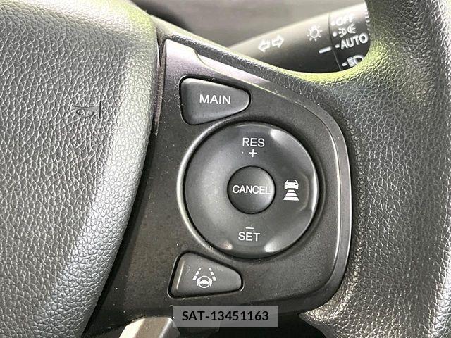 Honda FREED HYBRID 2023-11 7250895-6