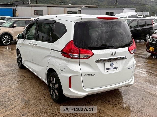 Honda FREED HYBRID 2019-02 7271936-13