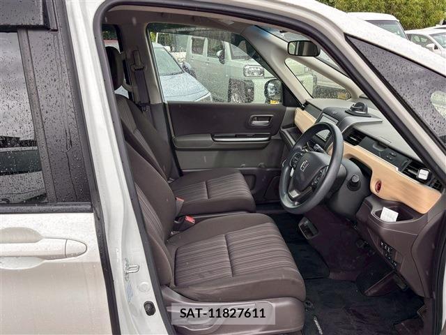 Honda FREED HYBRID 2019-02 7271936-18