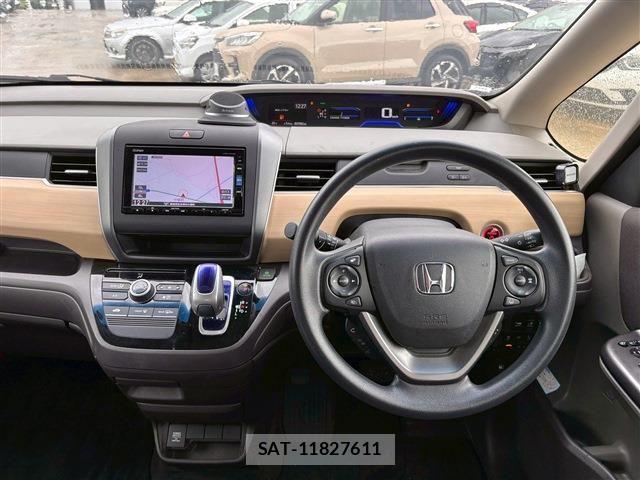Honda FREED HYBRID 2019-02 7271936-24