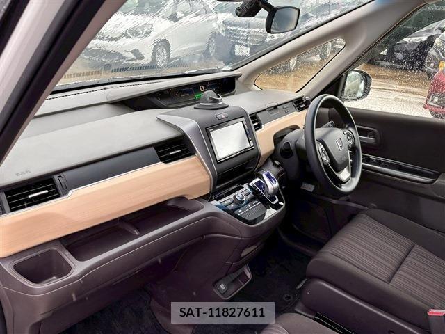 Honda FREED HYBRID 2019-02 7271936-3
