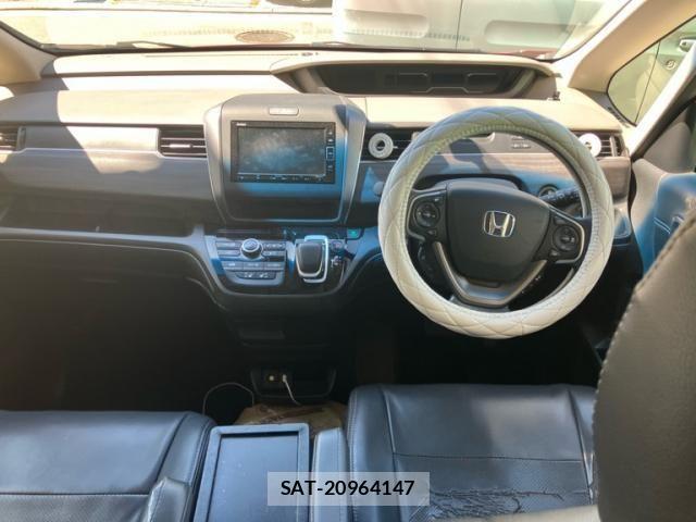 Honda FREED HYBRID 2021-08 7271940-15