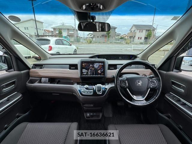 Honda FREED HYBRID 2021-08 7327212-1