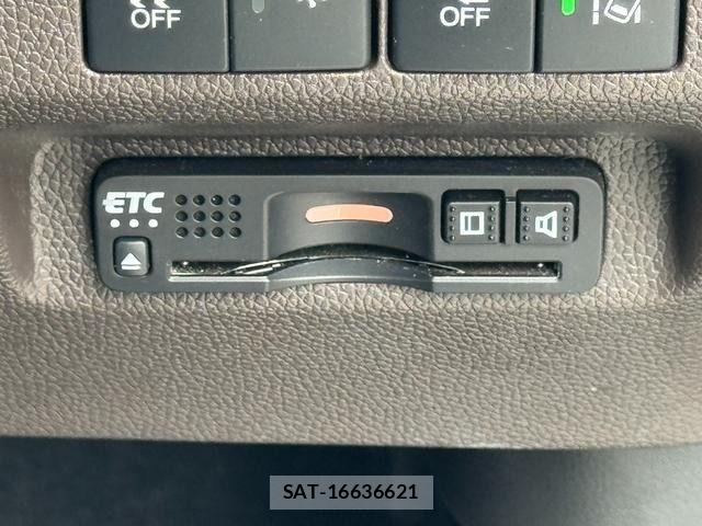Honda FREED HYBRID 2021-08 7327212-26