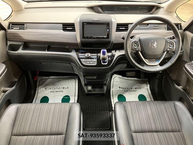 Honda FREED HYBRID 2019-06 7327218-27