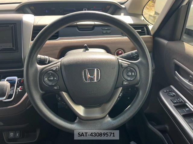 Honda FREED HYBRID 2021-11 7327210-11