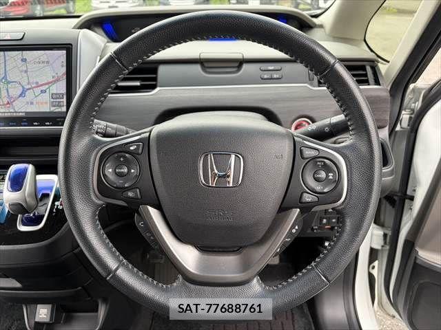 Honda FREED HYBRID 2017-12 7327214-12