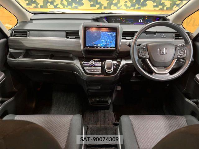 Honda FREED HYBRID 2022-06 7357874-1