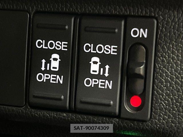 Honda FREED HYBRID 2022-06 7357874-5