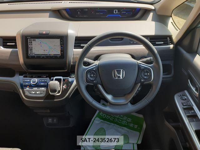 Honda FREED HYBRID 2021-06 7357883-14