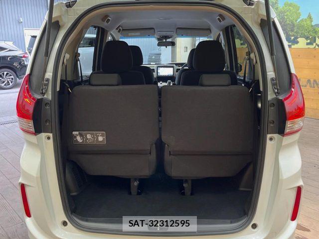 Honda FREED HYBRID 2022-04 7357877-11