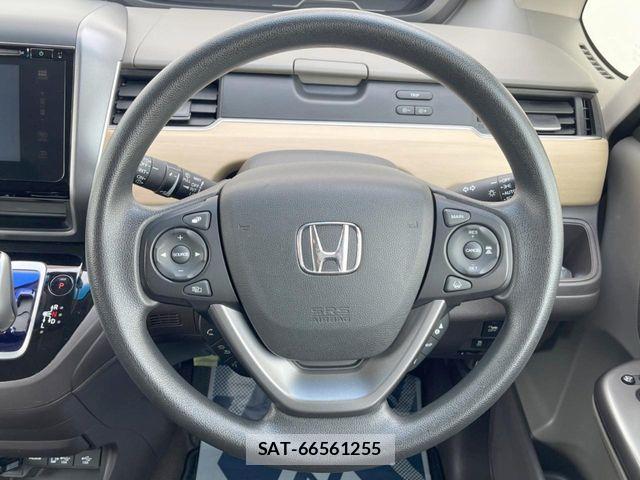 Honda FREED HYBRID 2016-11 7357879-11
