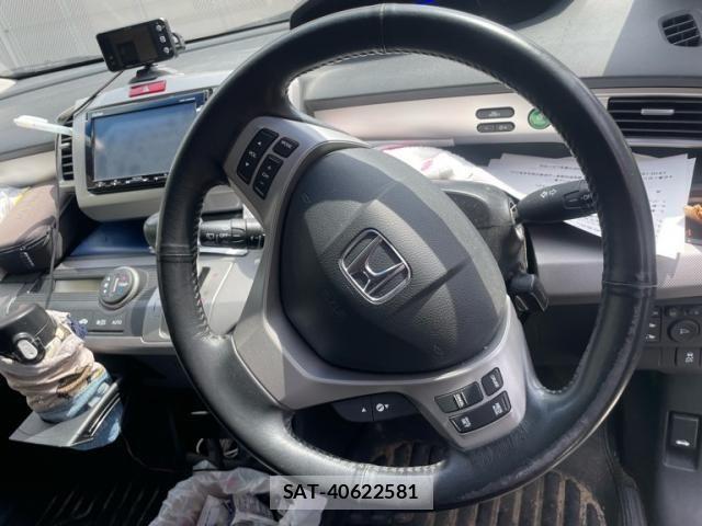 Honda FREED HYBRID 2013-06 7454517-18