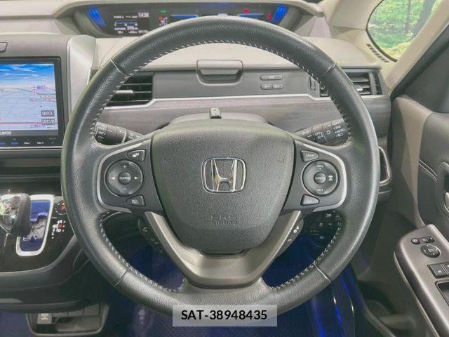 Honda FREED HYBRID 2017-11 7454507-11