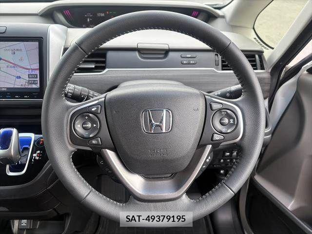 Honda FREED HYBRID 2017-12 7500688-13