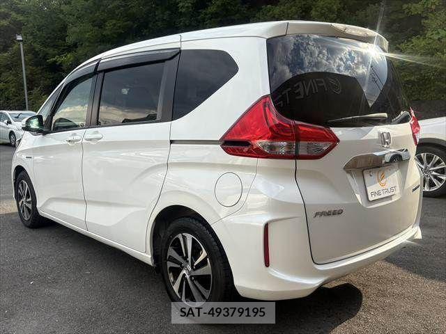 Honda FREED HYBRID 2017-12 7500688-21
