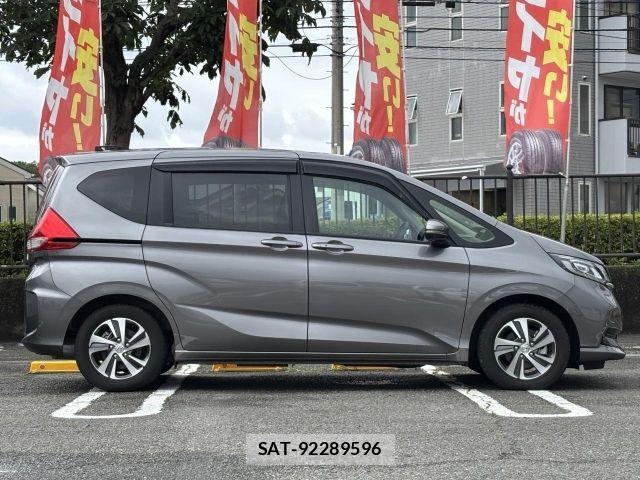 Honda FREED HYBRID 2023-09 7500682-21