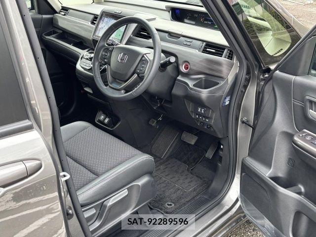 Honda FREED HYBRID 2023-09 7500682-3
