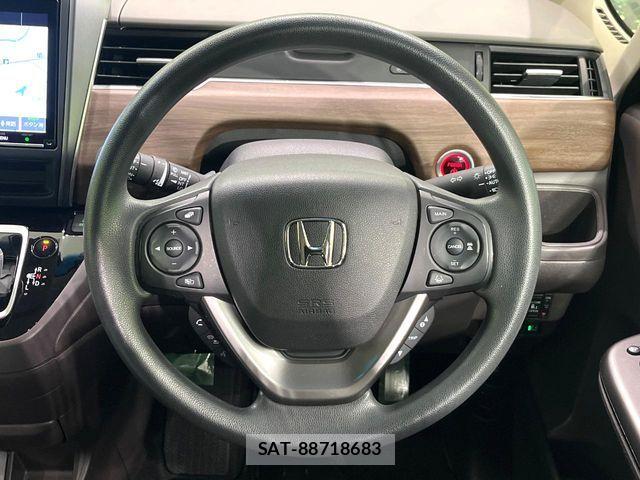Honda FREED HYBRID 2023-08 7562155-11