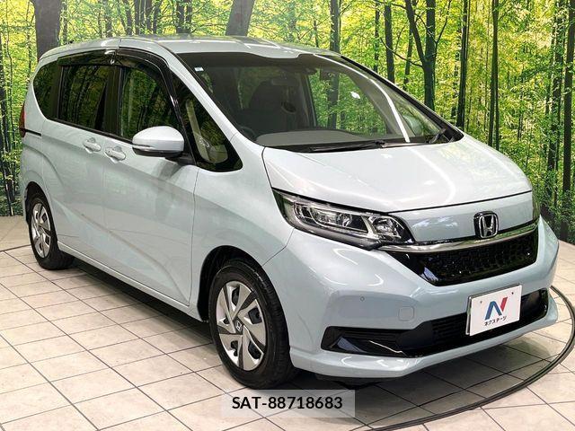 Honda FREED HYBRID 2023-08 7562155-16