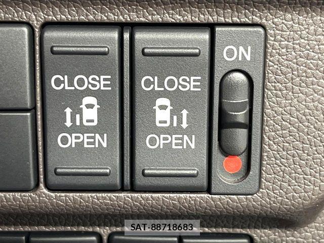 Honda FREED HYBRID 2023-08 7562155-5