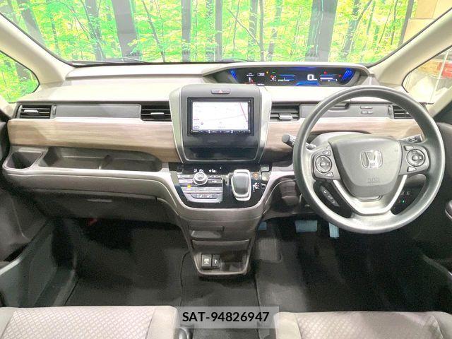 Honda FREED HYBRID 2022-03 7562156-1