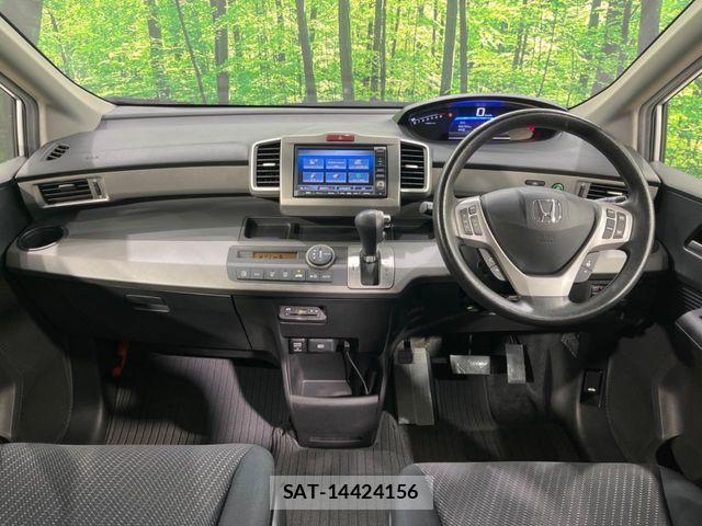Honda FREED HYBRID 2013-09 7562159-1