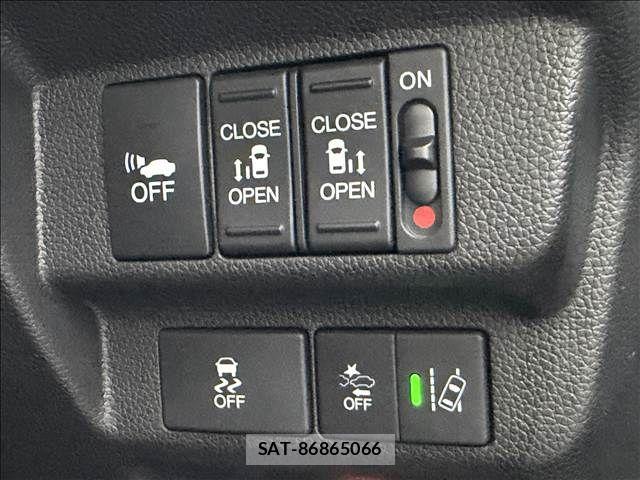 Honda FREED HYBRID 2019-07 7616720-3