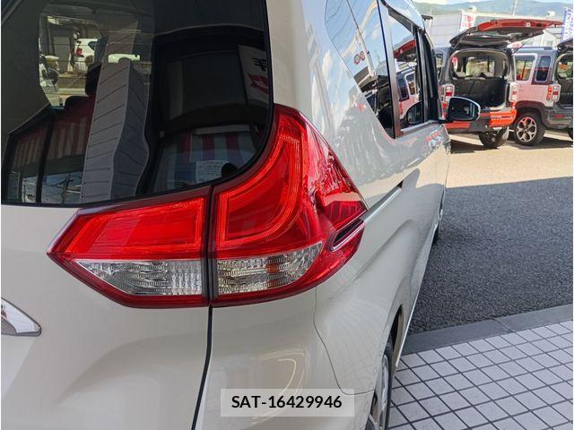 Honda FREED HYBRID 2022-04 7616722-5