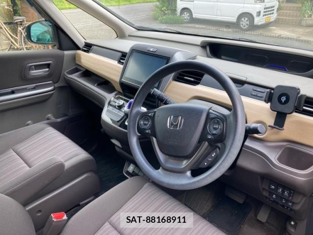 Honda FREED HYBRID 2016-10 7616729-9
