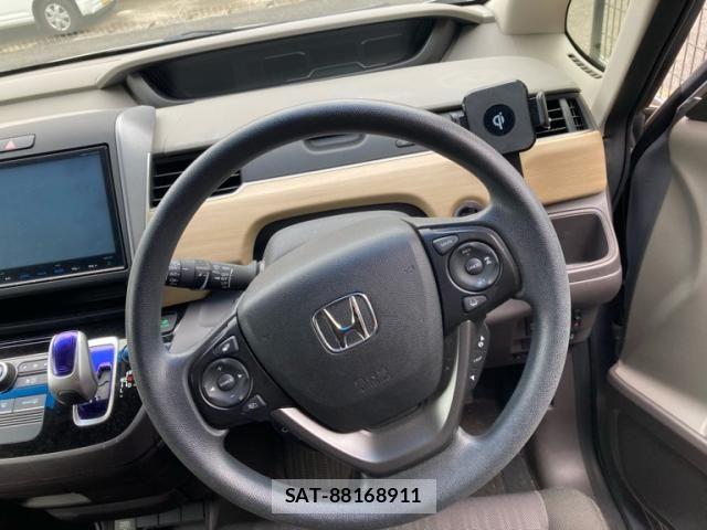 Honda FREED HYBRID 2016-10 7616729-13