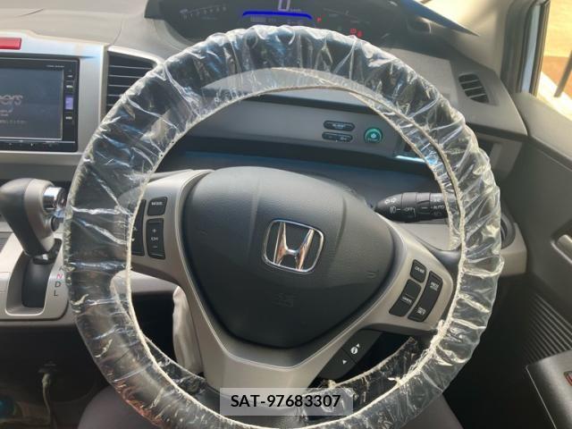 Honda FREED HYBRID 2016-05 7616741-11