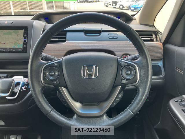 Honda FREED HYBRID 2021-06 7616714-9