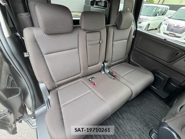 Honda FREED HYBRID 2021-12 7616718-9